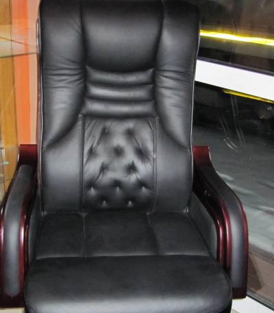 Scaun presedinte F05A1