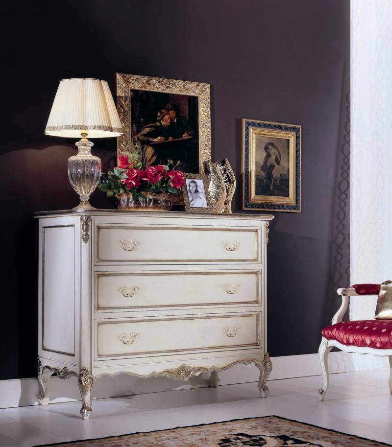 Comoda 3 sertare Versailles